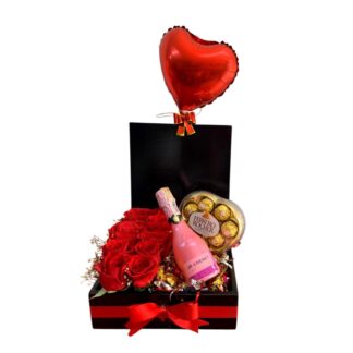 Cofre con rosas rojas, Ferrero Rocher, licor JP Chenet y globo metálico
