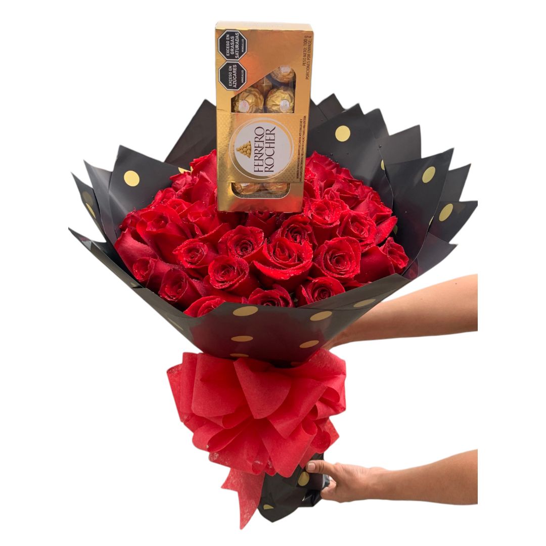 Buchón de rosas rojas con Ferrero Rocher y papel coreano.