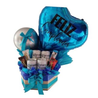 Ancheta de cumpleaños para caballero con cerveza Corona, chocolatinas y globo metálico.