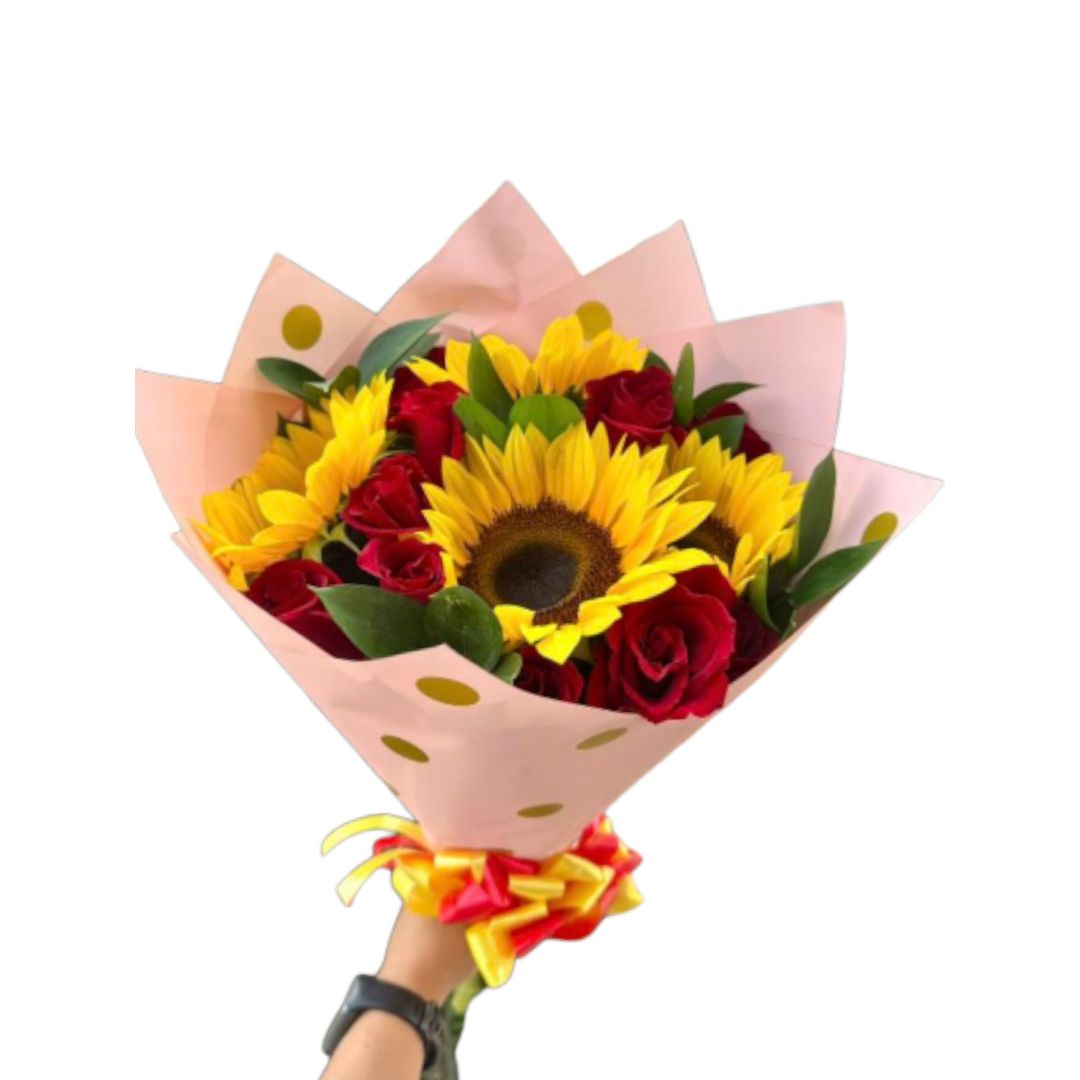 Buchón de girasoles y rosas rojas con papel coreano.